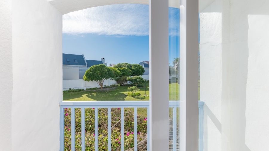 To Let 3 Bedroom Property for Rent in Struisbaai Western Cape